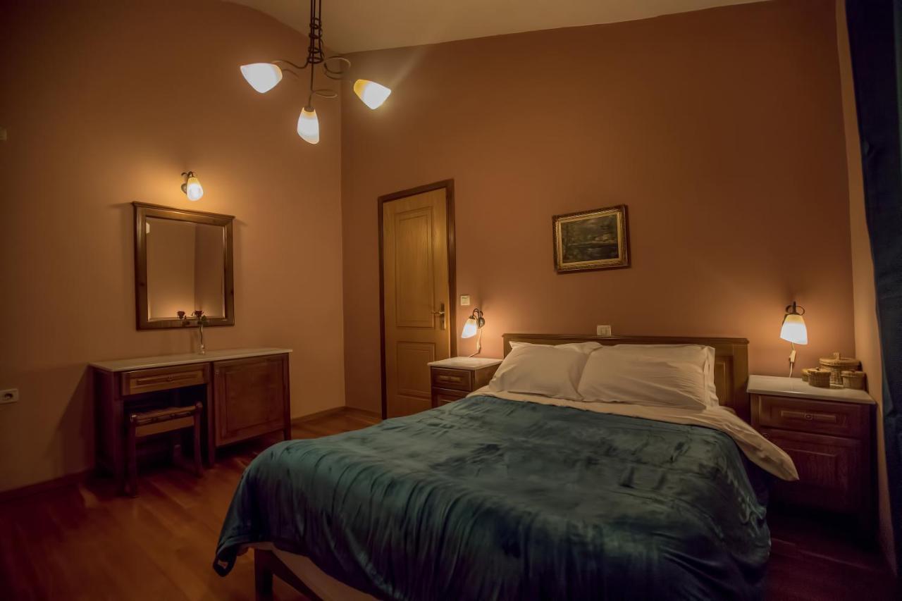 Aparthotel Ktima Alonaki à Plastiras Extérieur photo